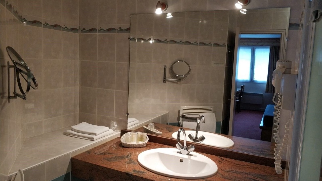 Photo of Bathroom in Chalezeule