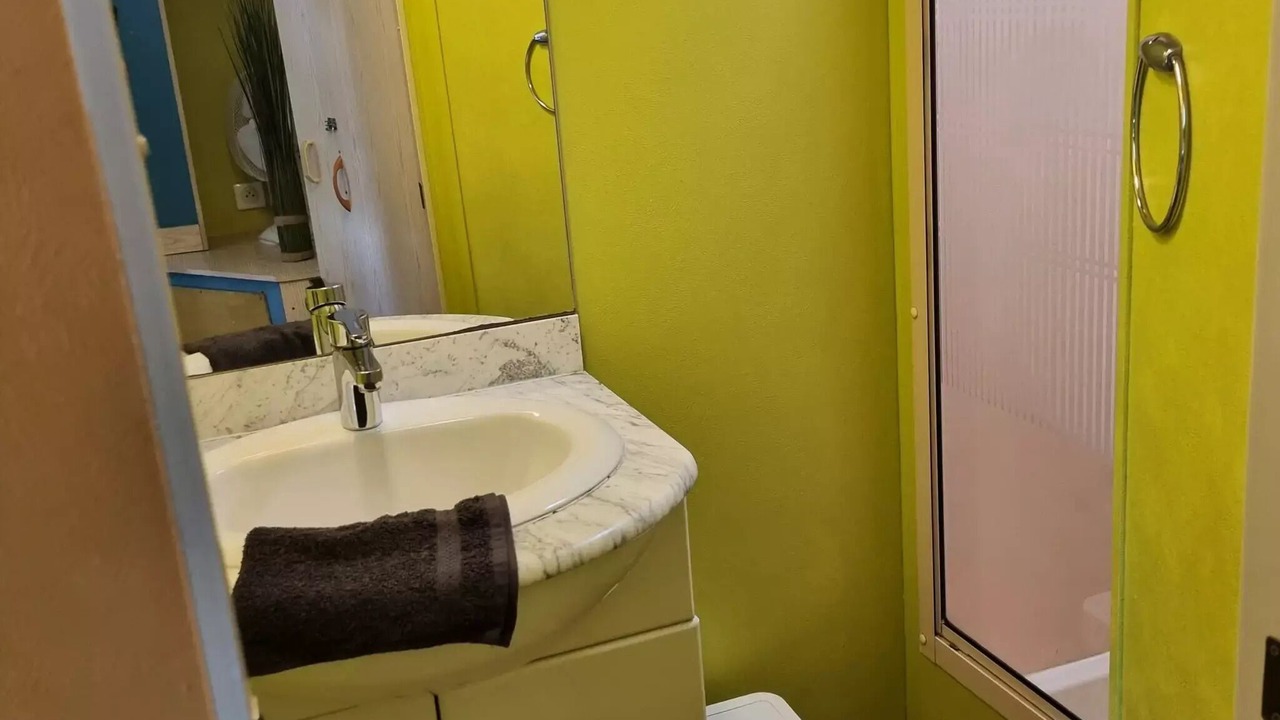 Photo of Bathroom in Saint-Jean-de-Valeriscle