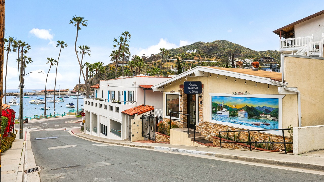 Photo of Outdoor in Avalon