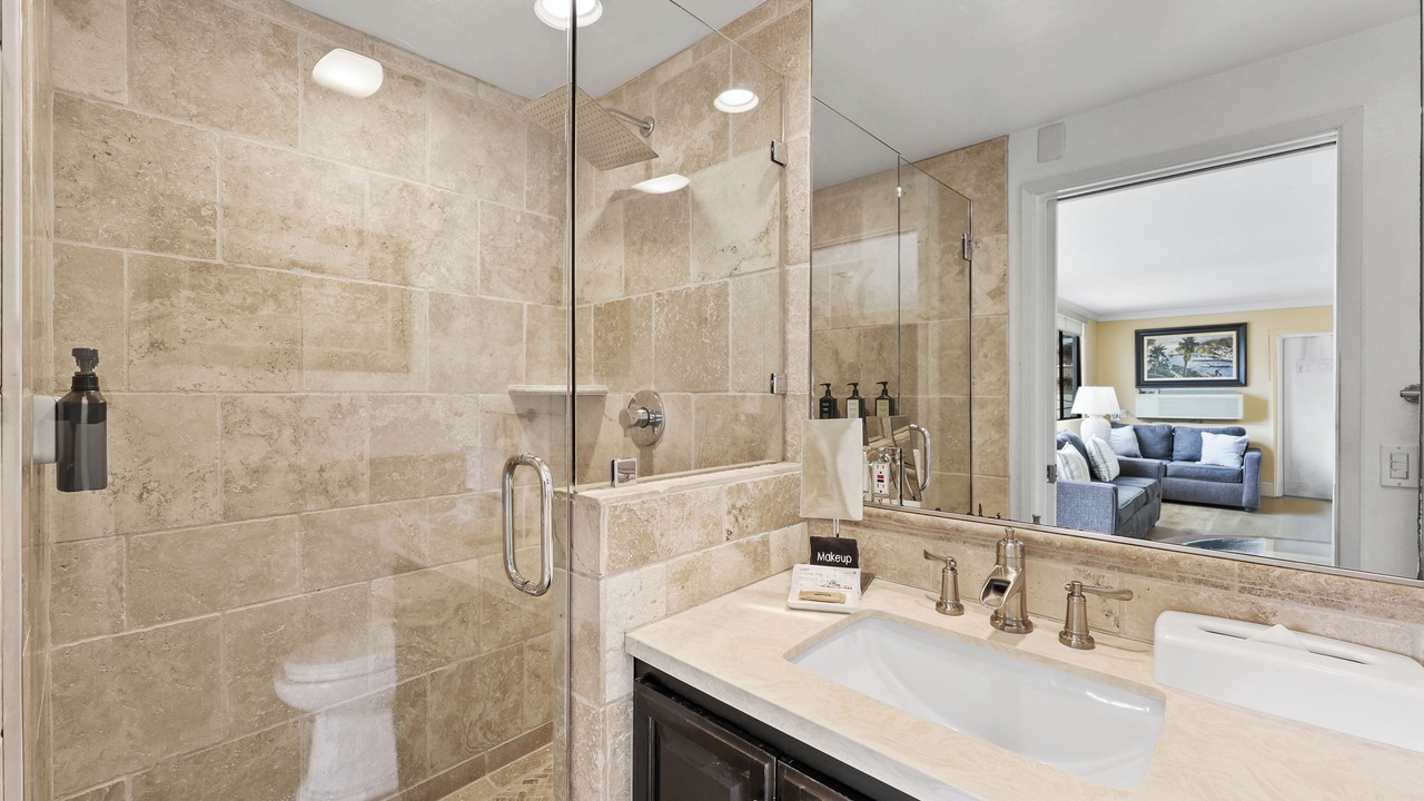 Photo of Bathroom in Avalon
