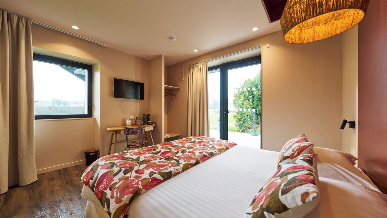 Photo of Bedroom in Saint-Berthevin