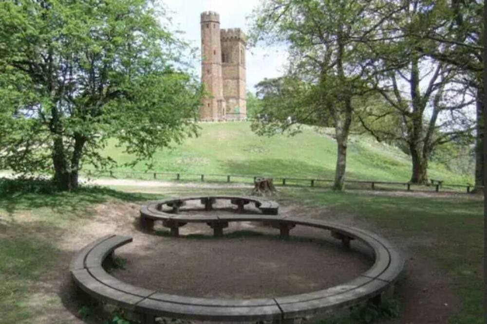 Photo of Outdoor in Redhill