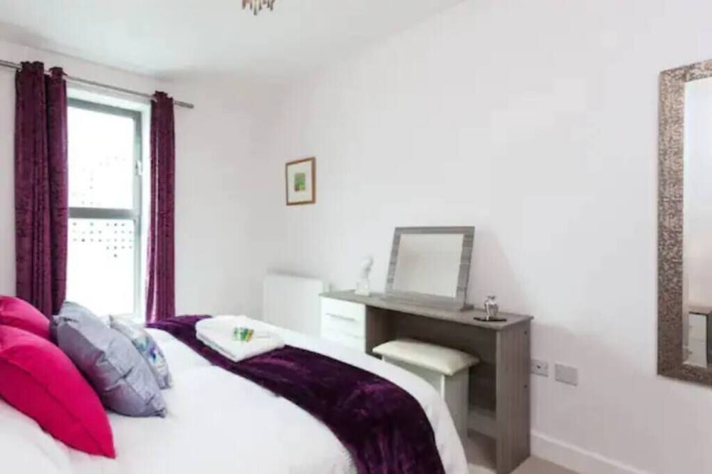 Photo of Bedroom in Redhill