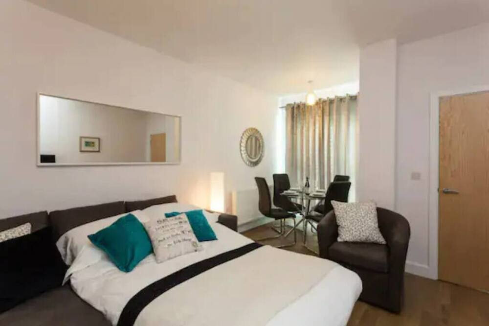 Photo of Bedroom in Redhill