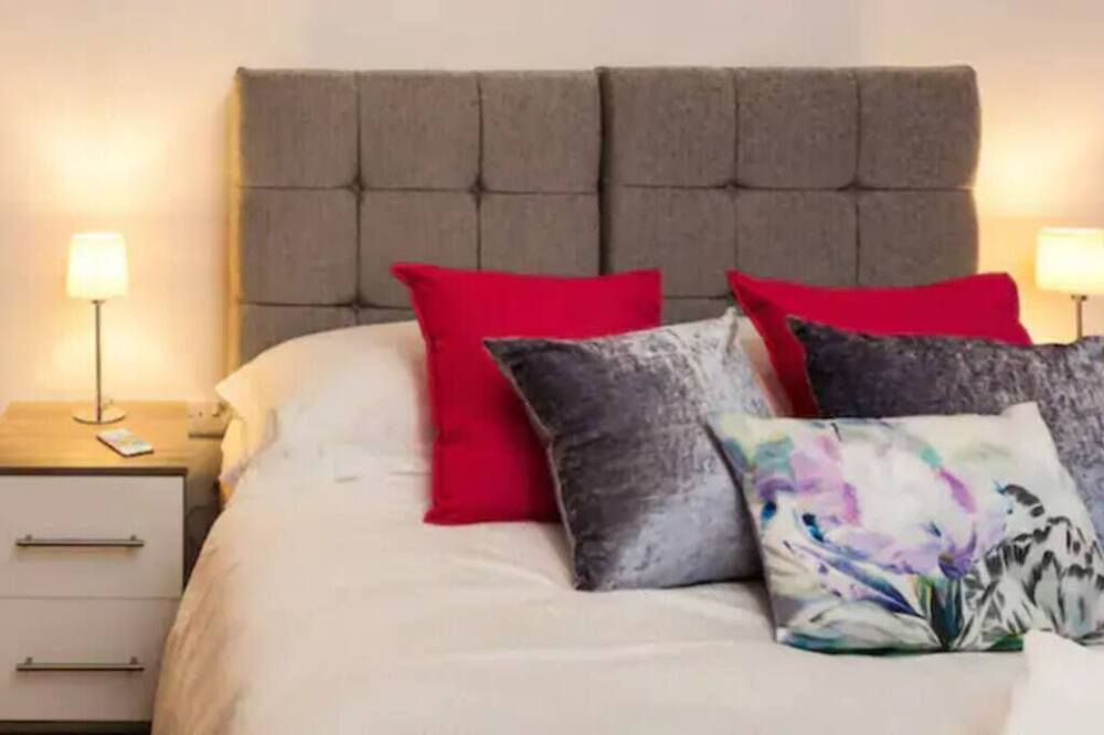 Photo of Bedroom in Redhill