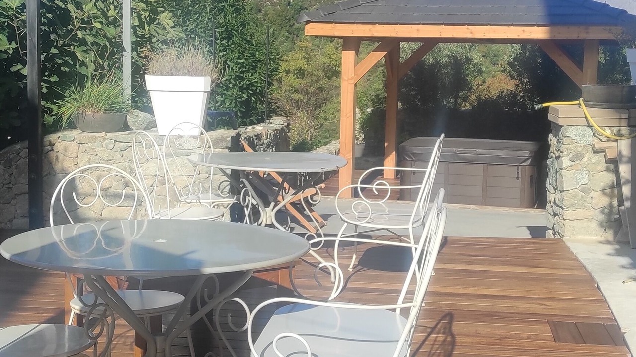 Photo of Patio Balcony in Santa-Lucia-di-Mercurio