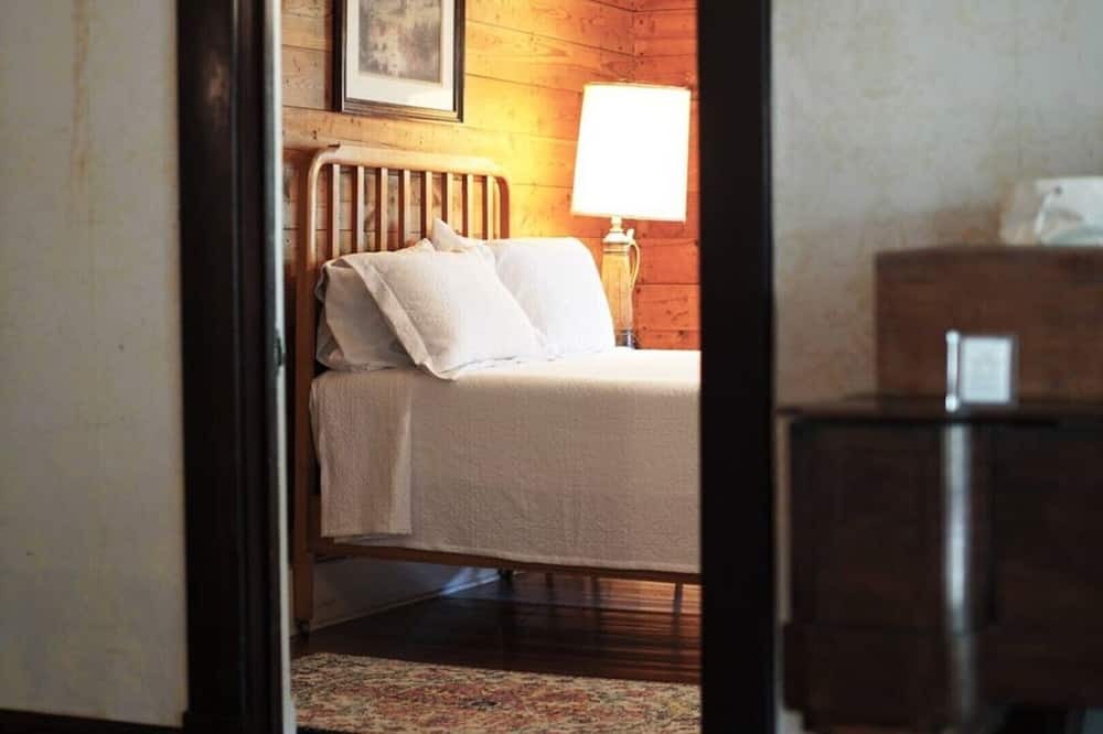 Photo of Bedroom in San Saba