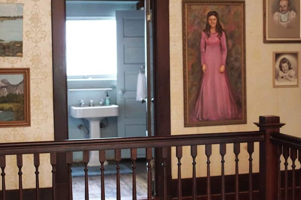 Photo of Others in San Saba