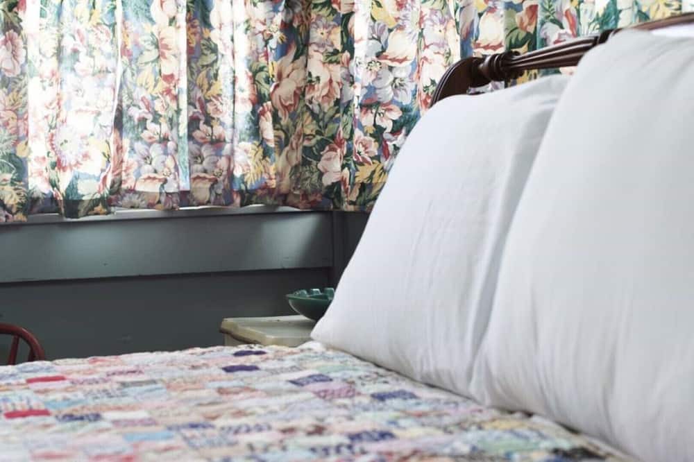 Photo of Bedroom in San Saba