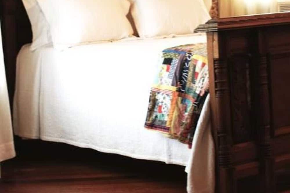 Photo of Bedroom in San Saba