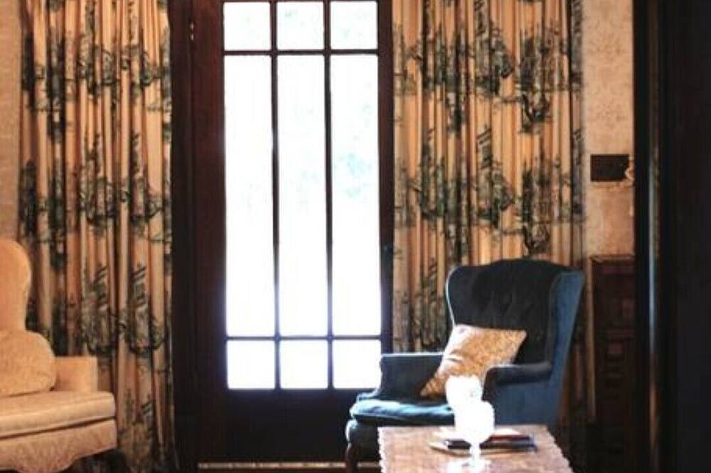 Photo of Bedroom in San Saba