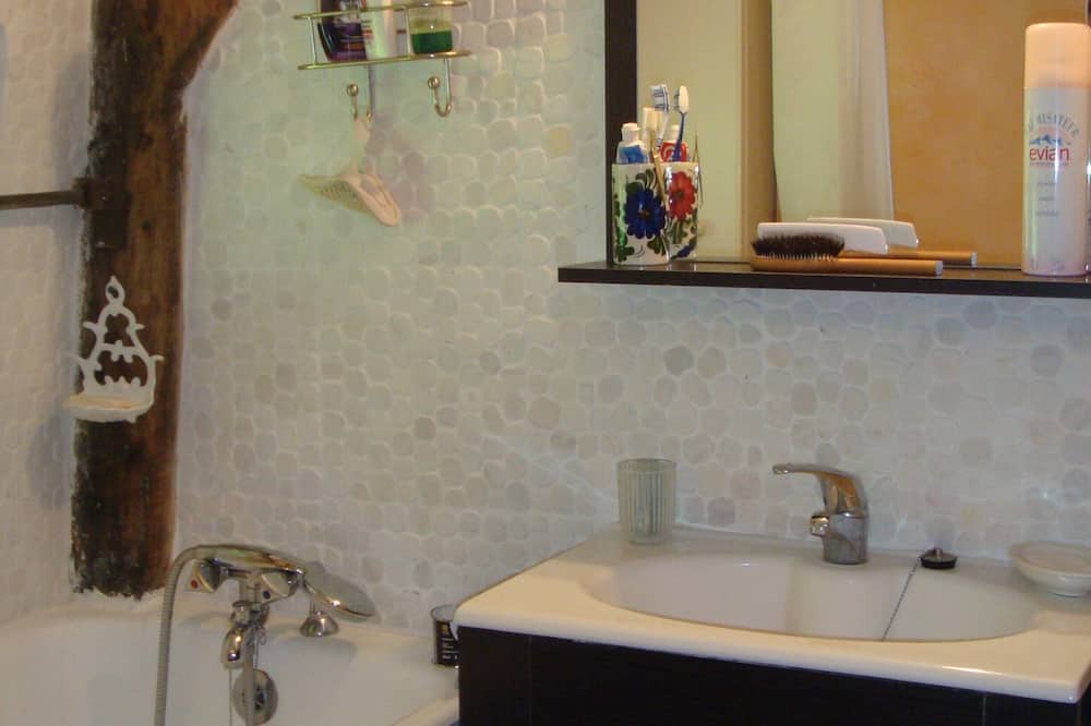 Photo of Bathroom in Saint-Philbert-sur-Risle