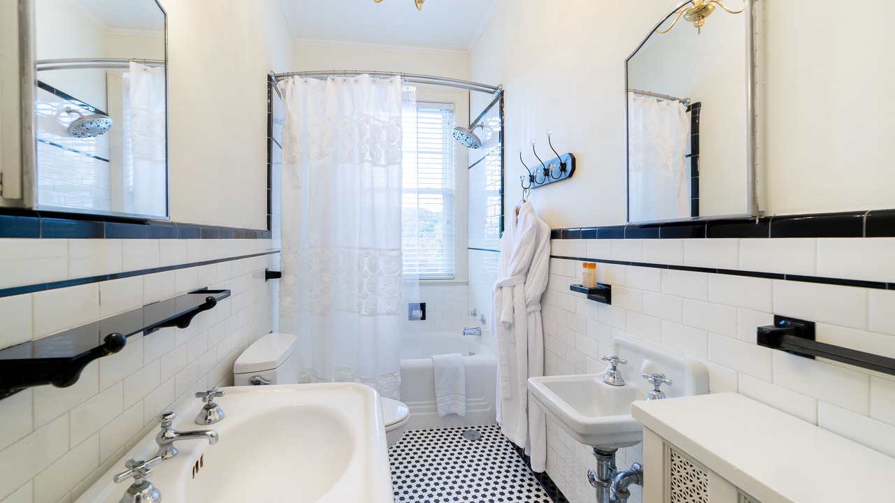 Photo of Bathroom in Clifton Forge