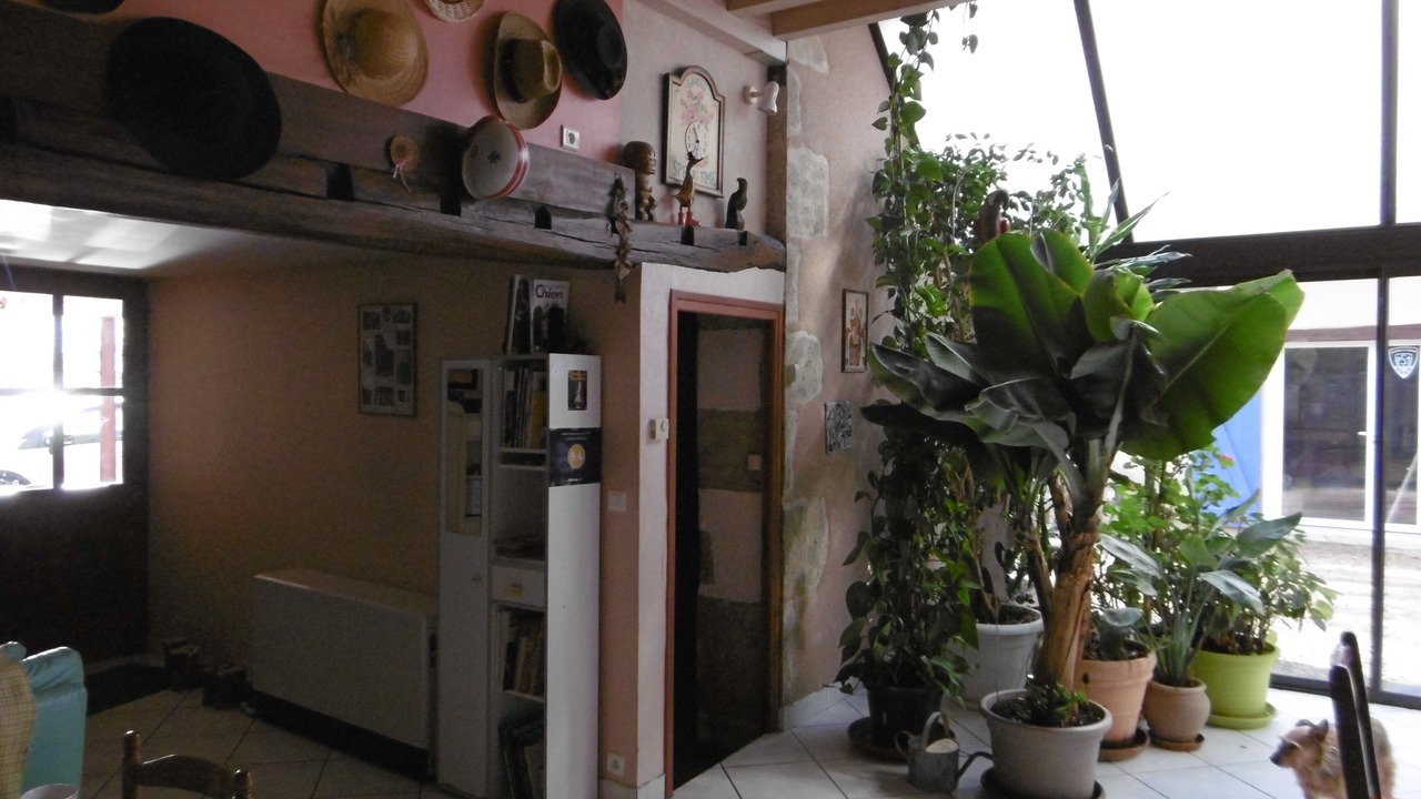 Photo of Others in Effiat