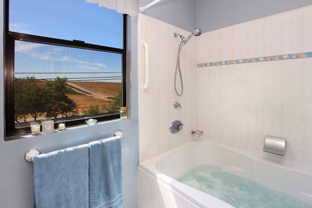 Photo of Bathroom in La Selva Beach