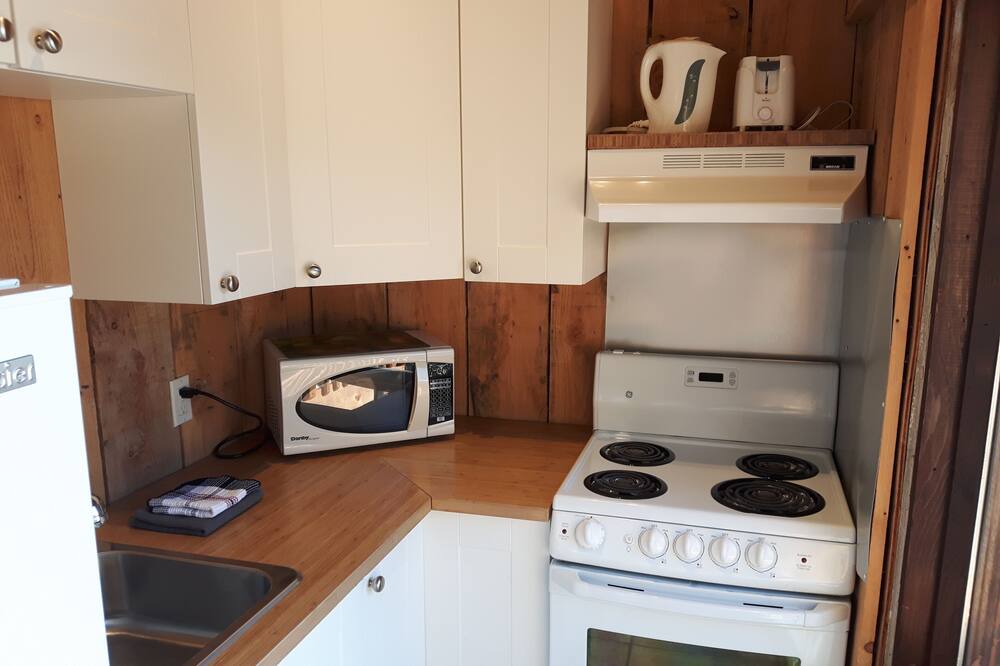 Photo of Kitchen in Sainte-Lucie-des-Laurentides