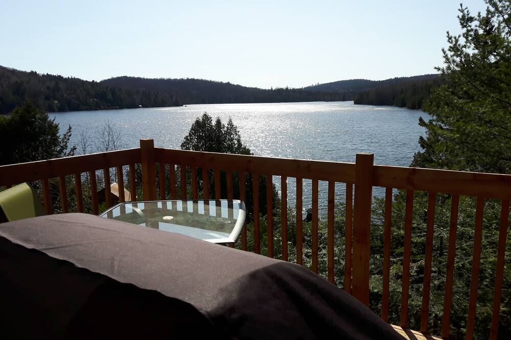 Photo of Patio Balcony in Sainte-Lucie-des-Laurentides