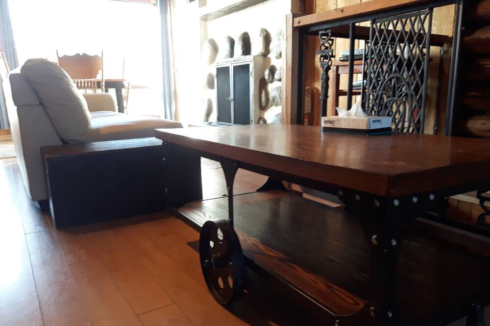 Photo of Livingroom in Sainte-Lucie-des-Laurentides