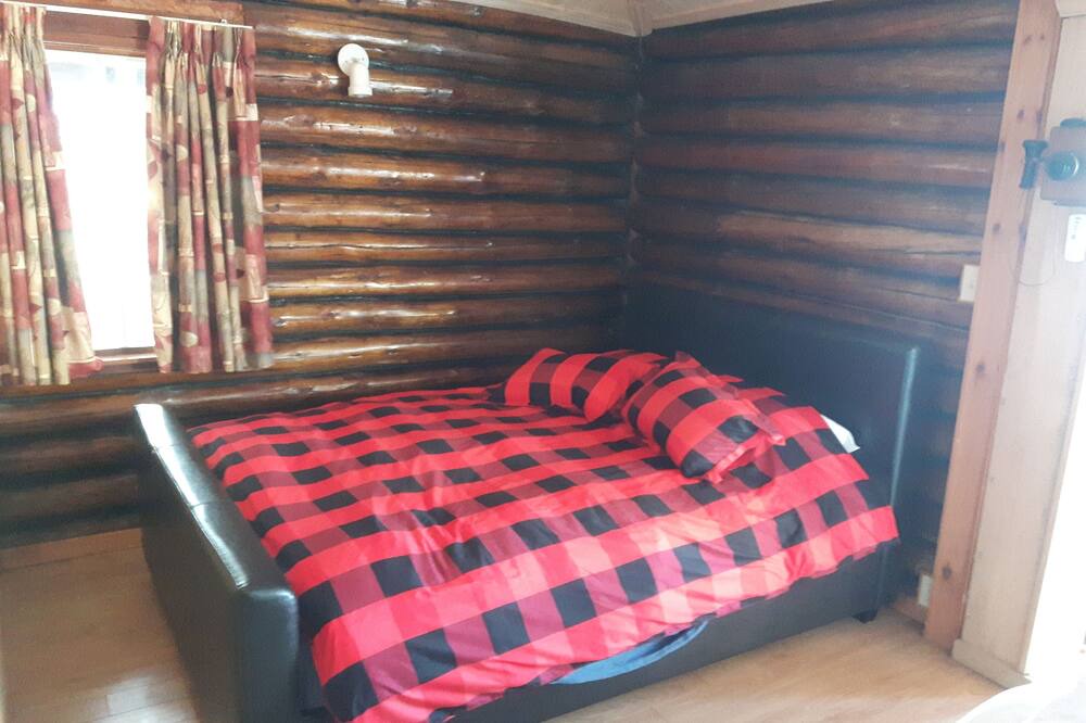 Photo of Bedroom in Sainte-Lucie-des-Laurentides