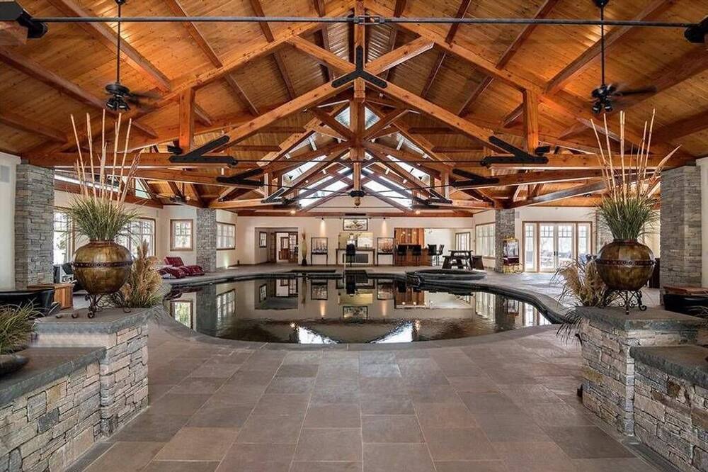 Photo of Outdoor in Salem