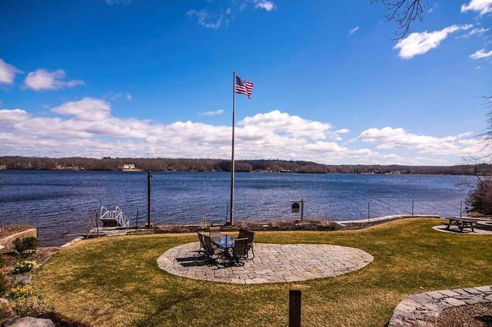 Photo of Outdoor in Salem