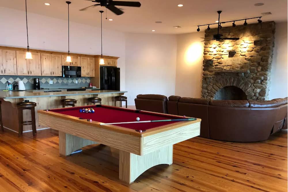 Photo of Others in Salem