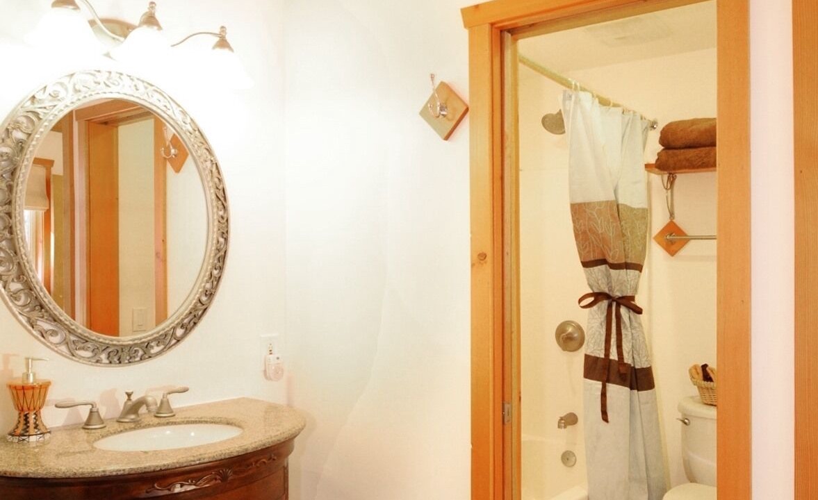 Photo of Bathroom in Alyeska