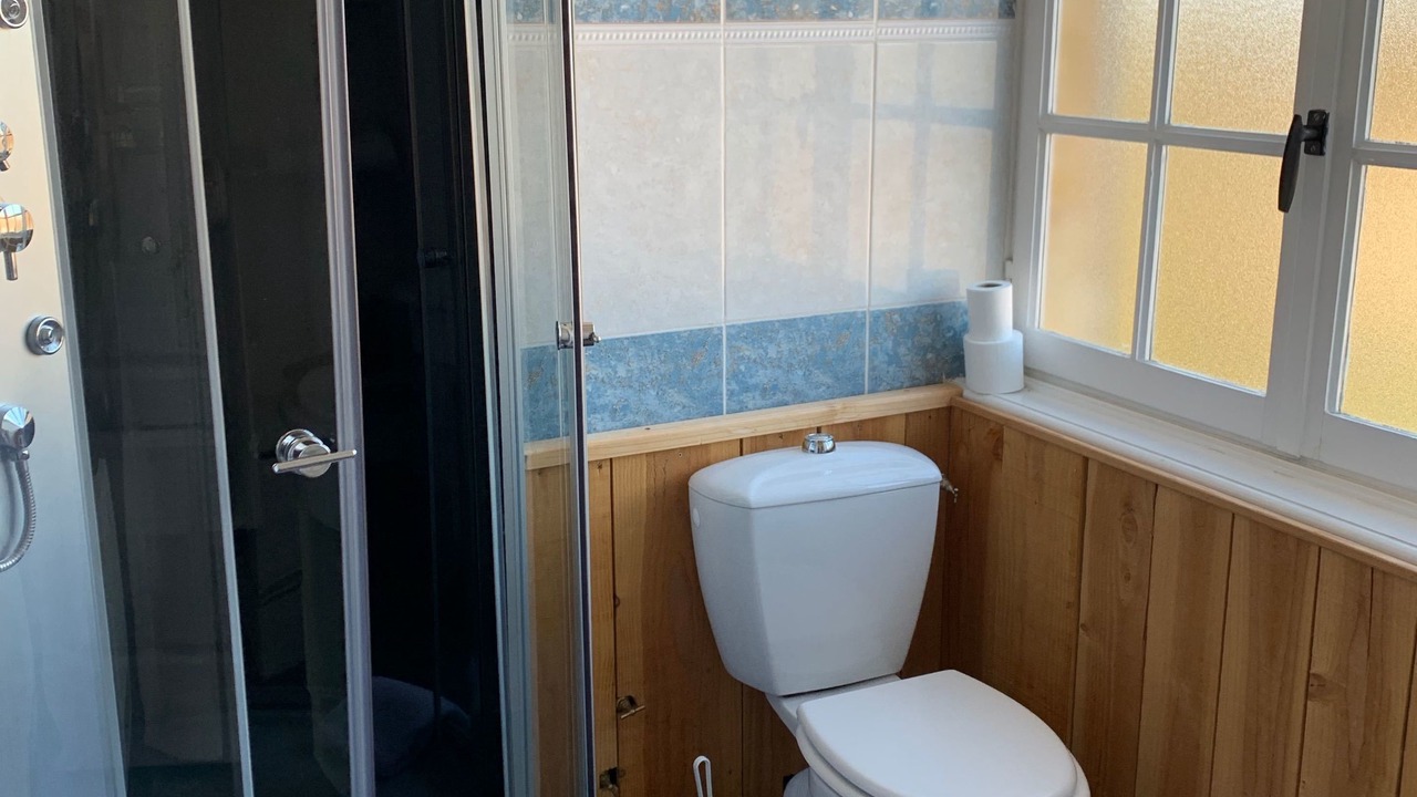 Photo of Bathroom in Roanne