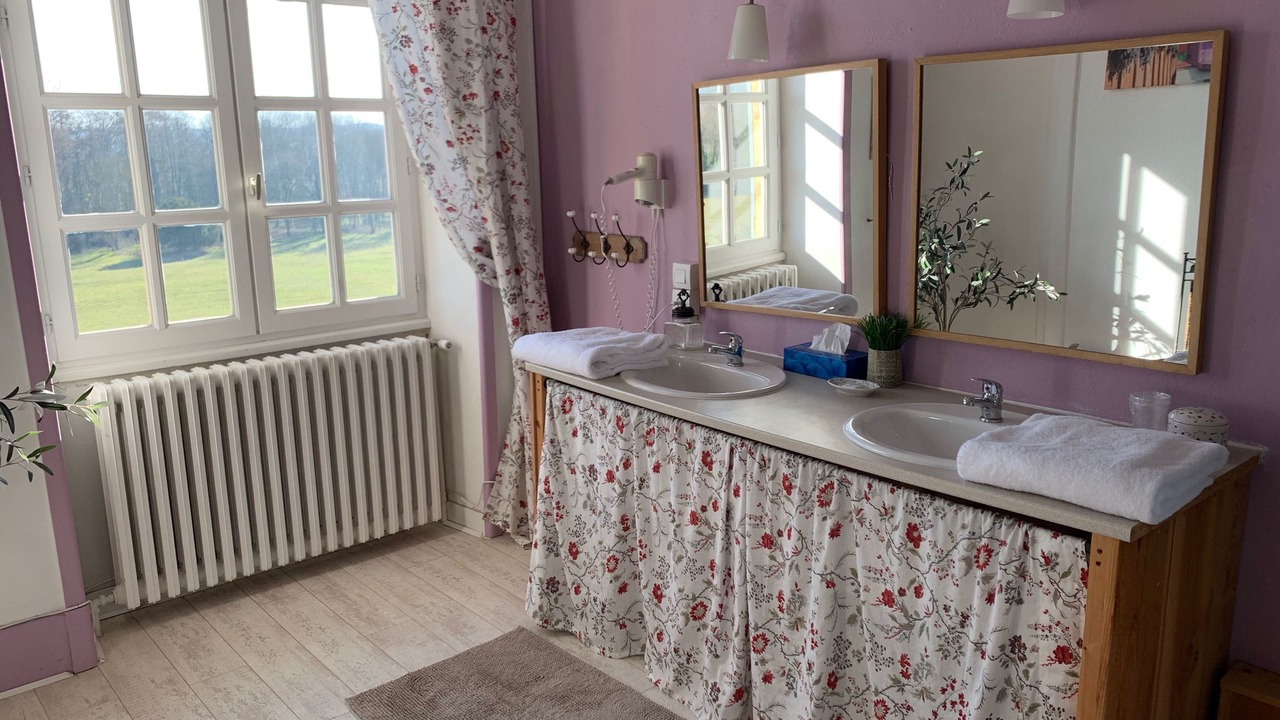 Photo of Bathroom in Roanne