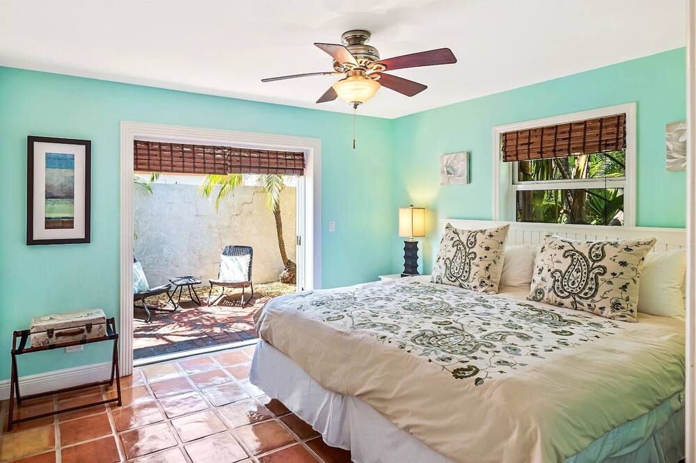 Photo of Bedroom in Midtown