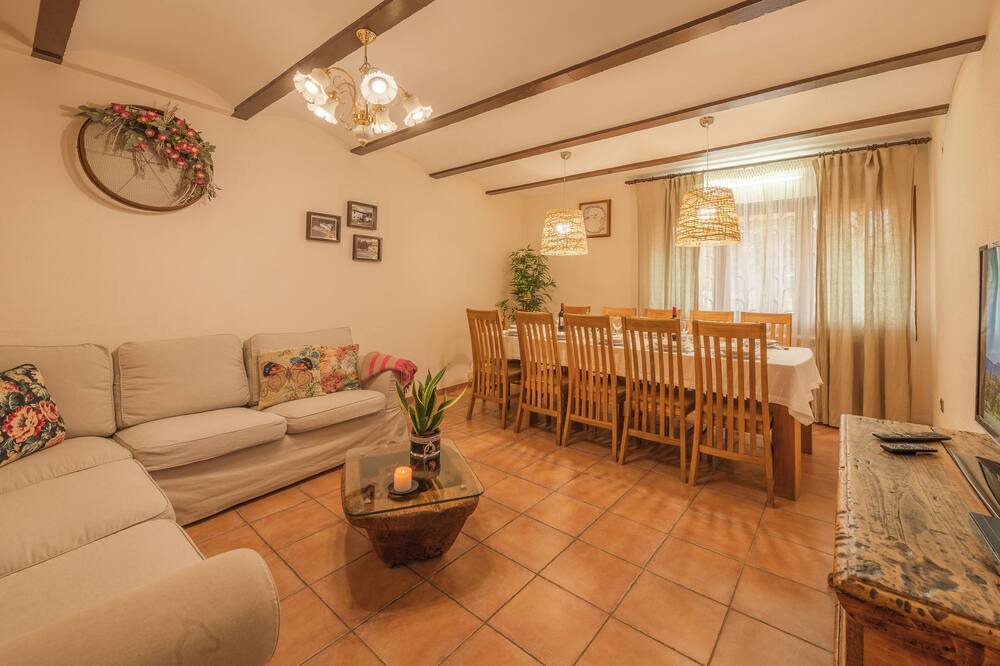 Photo of Livingroom in Sant Esteve de Llemena