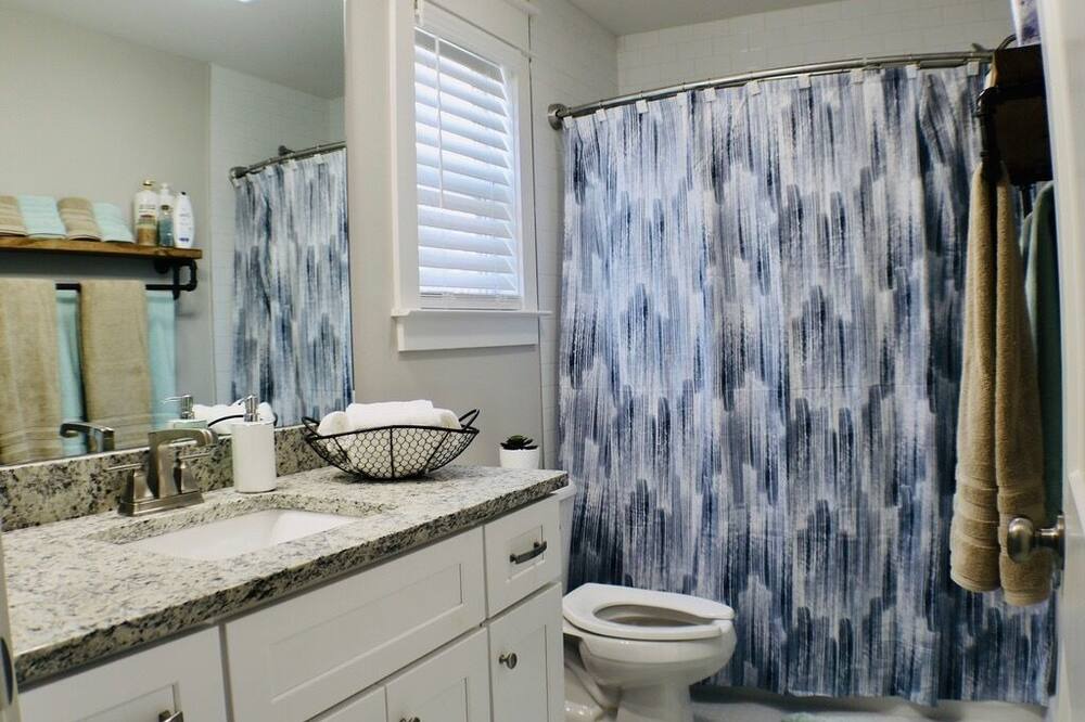 Photo of Bathroom in Woodbine