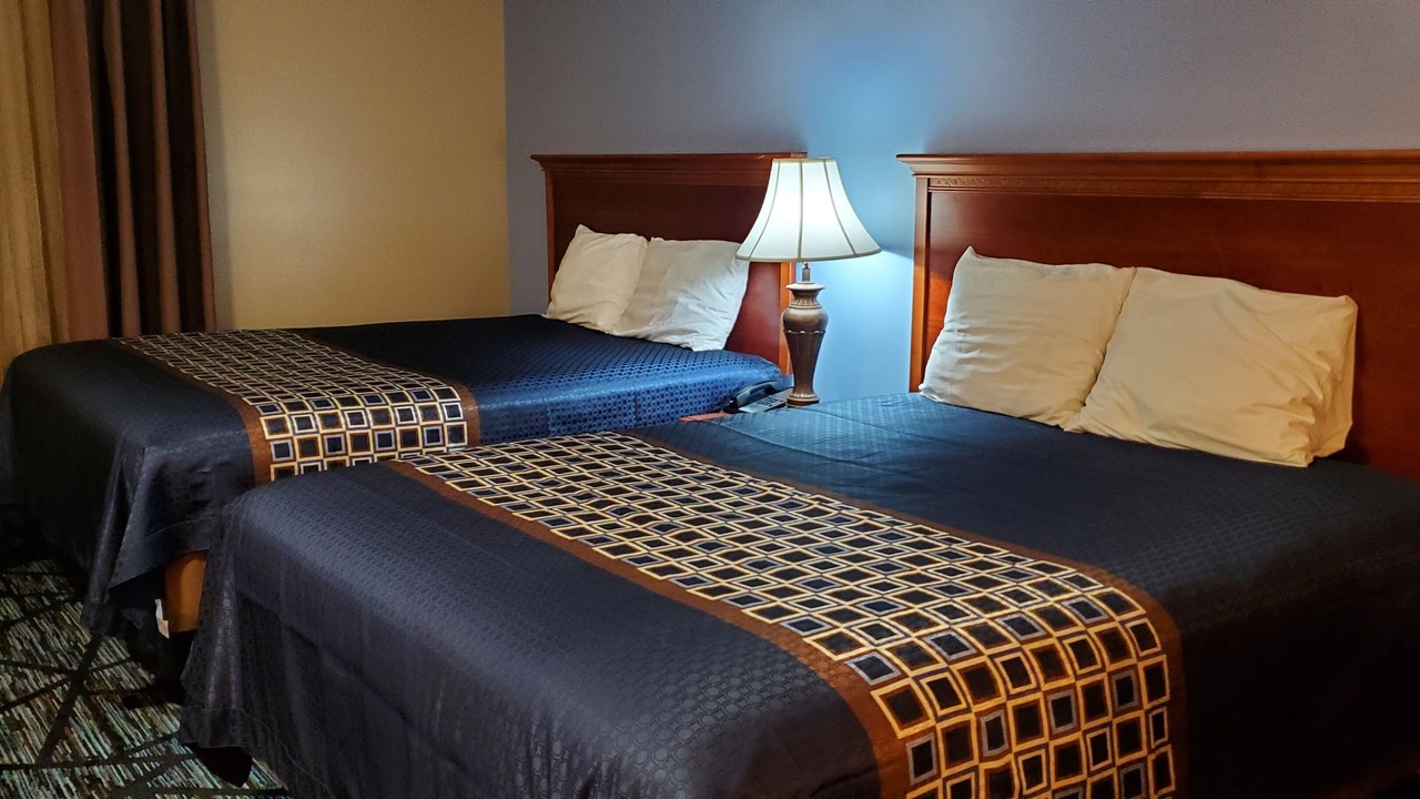 Photo of Bedroom in Central City