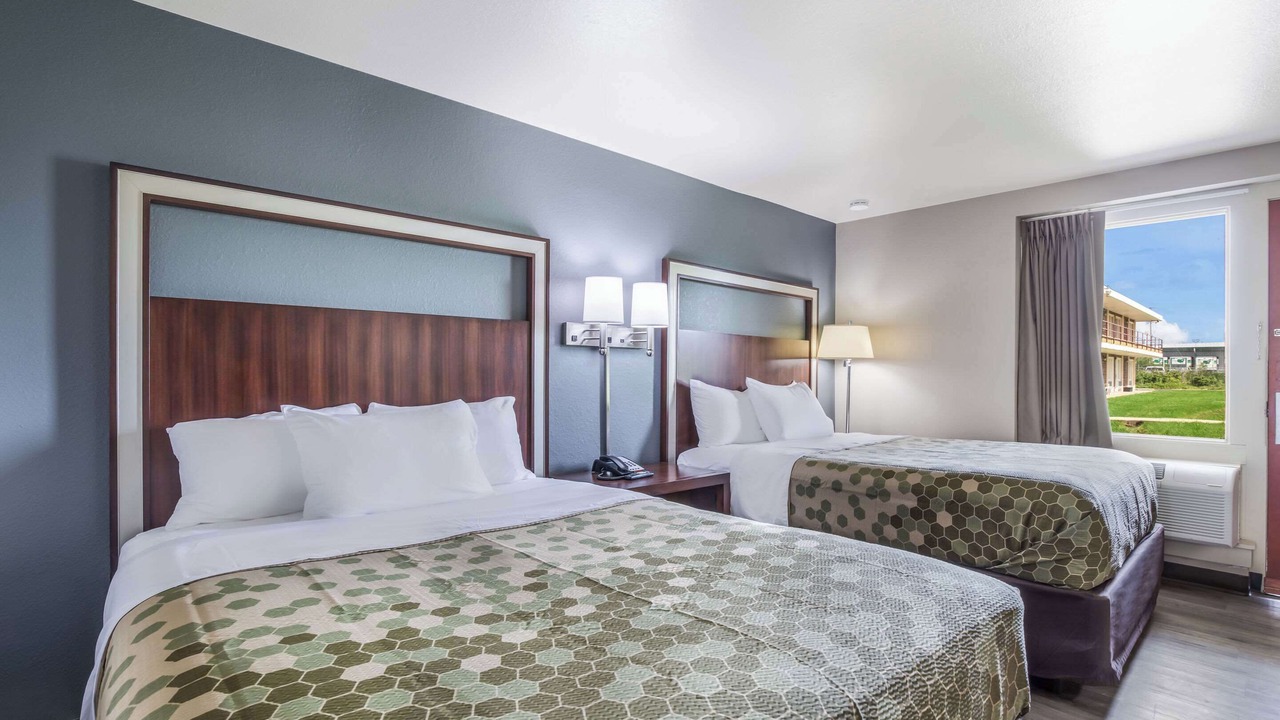 Photo of Bedroom in Neenah