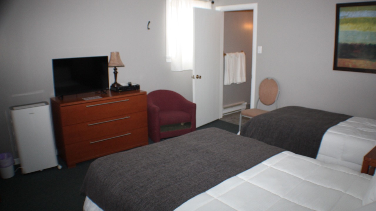 Photo of Bedroom in Saint-Tite-des-Caps