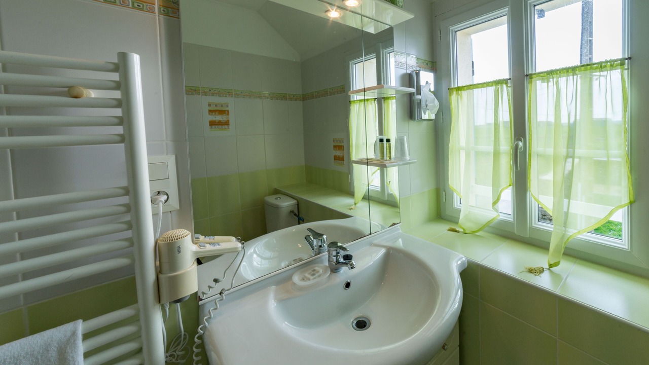 Photo of Bathroom in Saint-Pabu