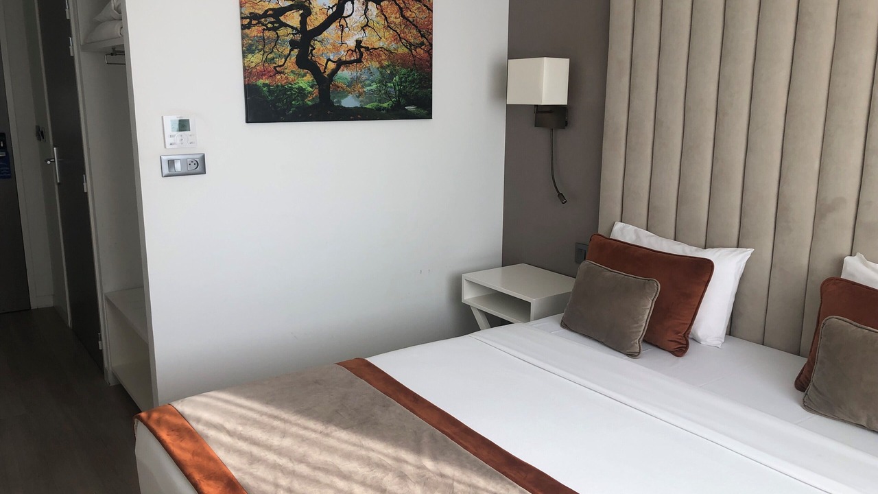 Photo of Bedroom in Saran