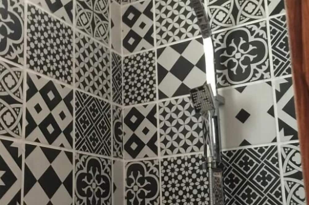 Photo of Bathroom in Corlay