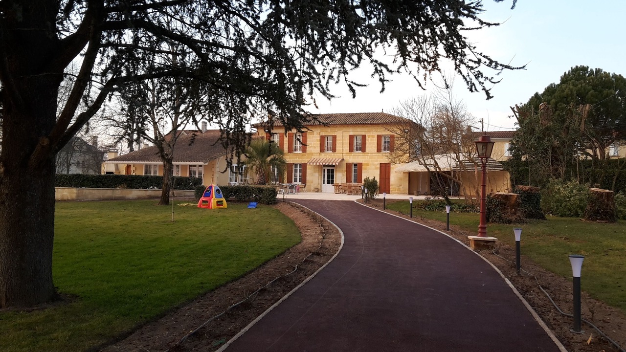 Photo of Outdoor in Sainte-Terre