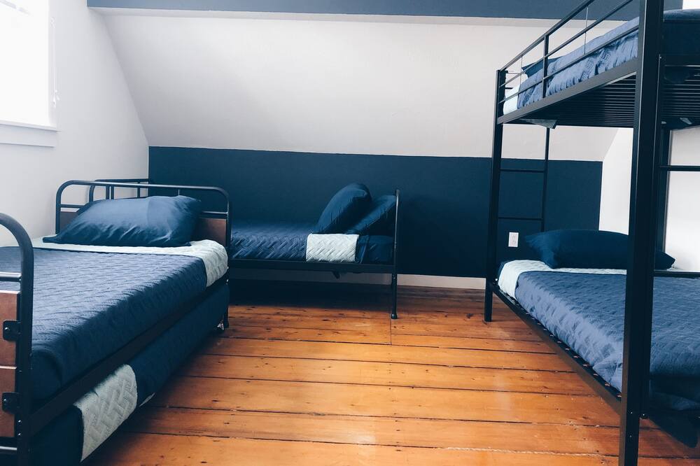 Photo of Bedroom in Sunapee