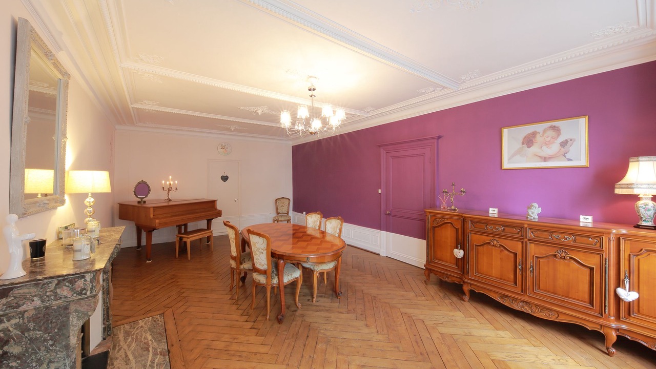 Photo of Others in Latille