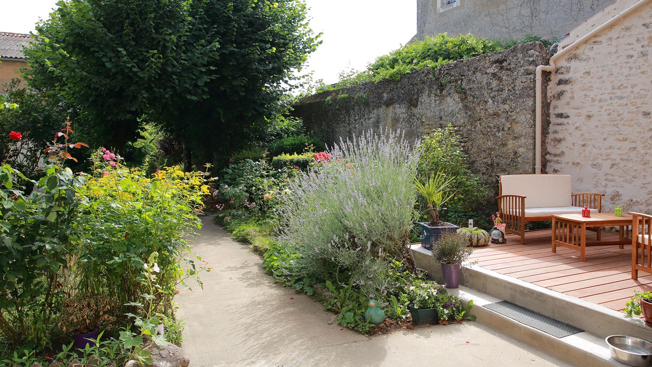 Photo of Outdoor in Latille