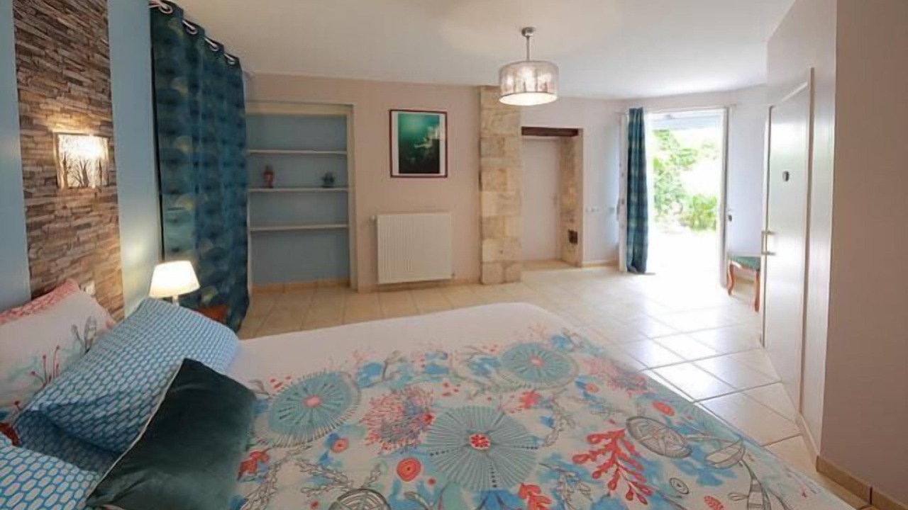 Photo of Bedroom in Latille