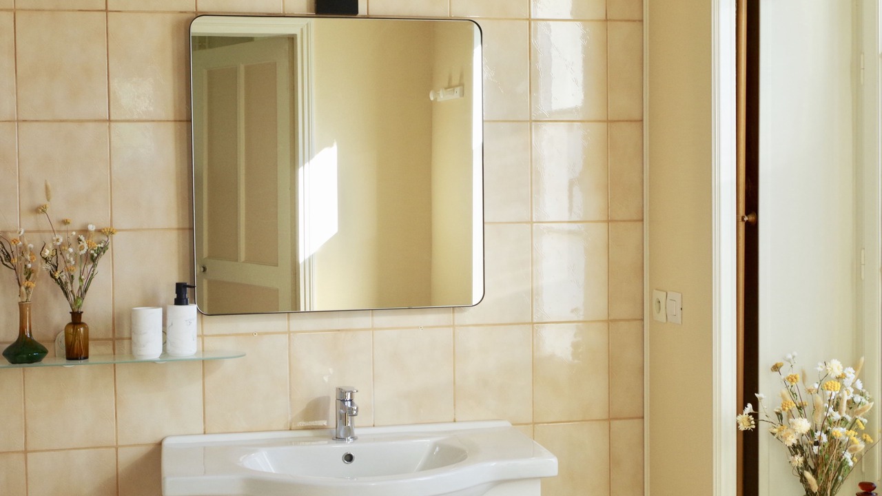 Photo of Bedroom in Asnieres-sur-Oise