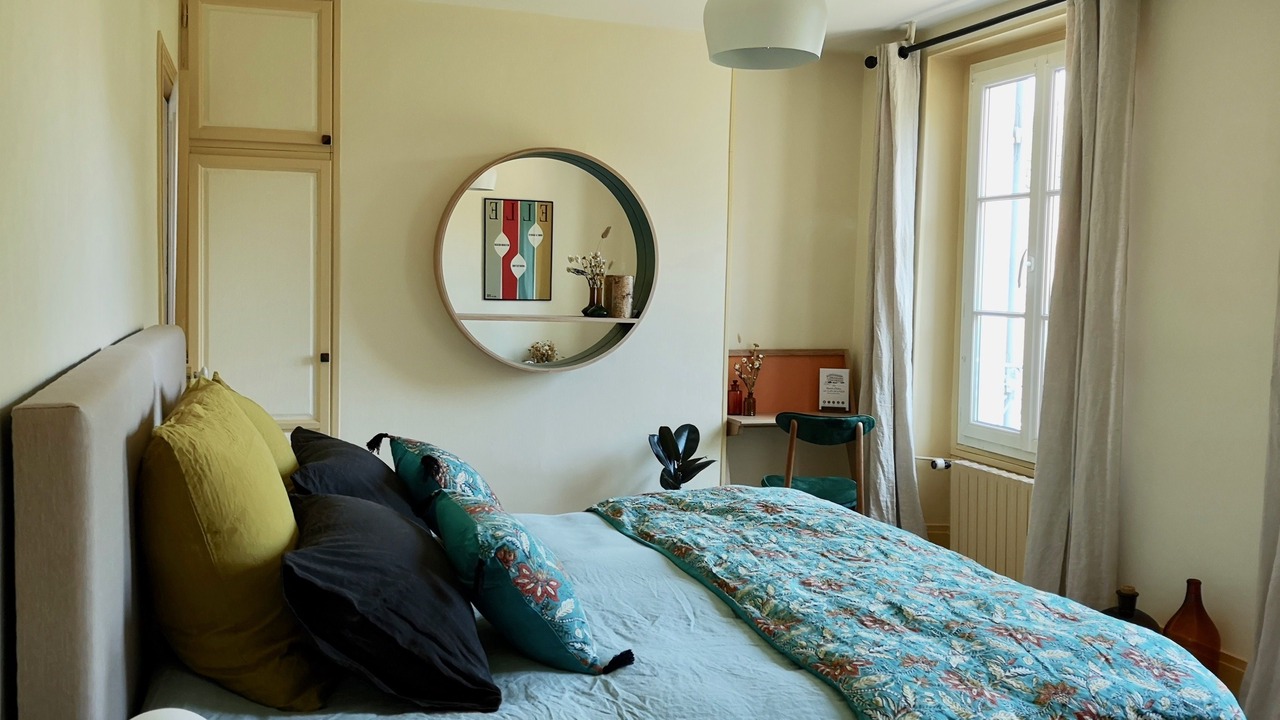 Photo of Bedroom in Asnieres-sur-Oise