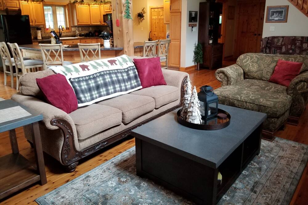 Photo of Livingroom in Black River Falls