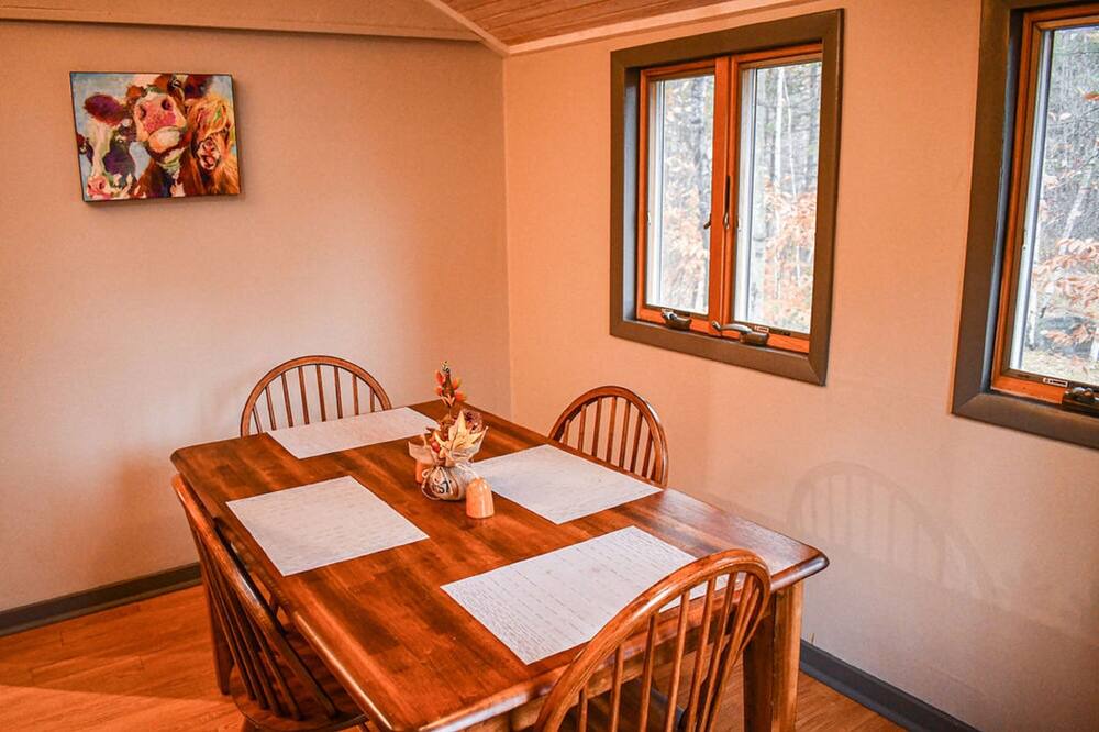 Photo of Livingroom in Goshen