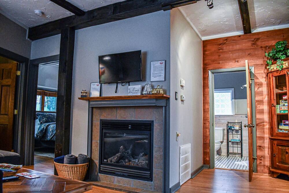 Photo of Livingroom in Goshen