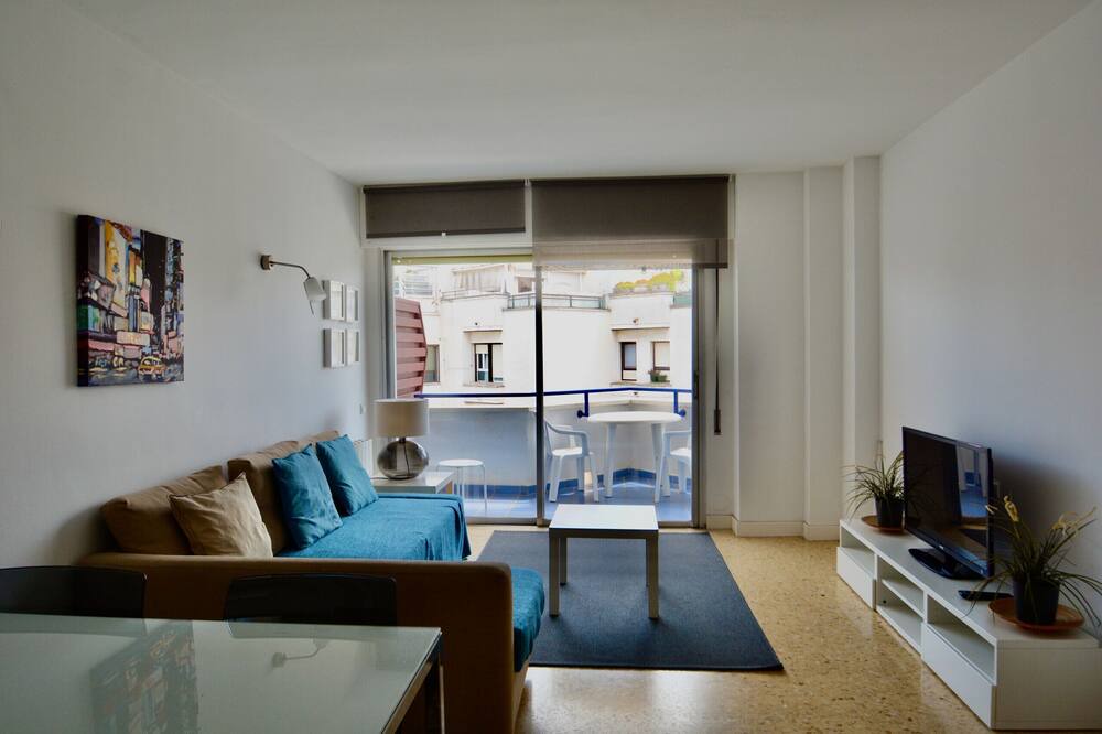 Photo of Livingroom in Passeig Maritim