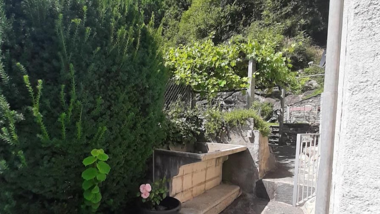 Photo of Outdoor in Negrentino